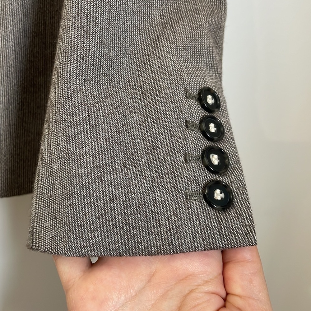 Talbots Petite Sz 6 100% Wool Blazer Classic Minimalist Button Closure Jacket - Picture 6 of 13